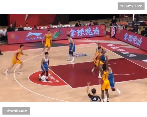 广东换防沟通失误放大身高劣势 协防轮转频漏外线空档